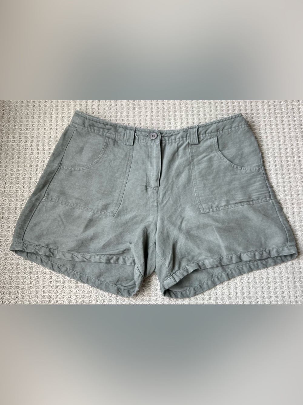 🌸 3/$15 🌸LIGHT Sage Green Linen Blend Shorts Size 10